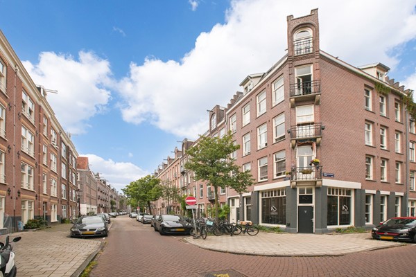 Medium property photo - Tolstraat 123-3, 1074 VJ Amsterdam